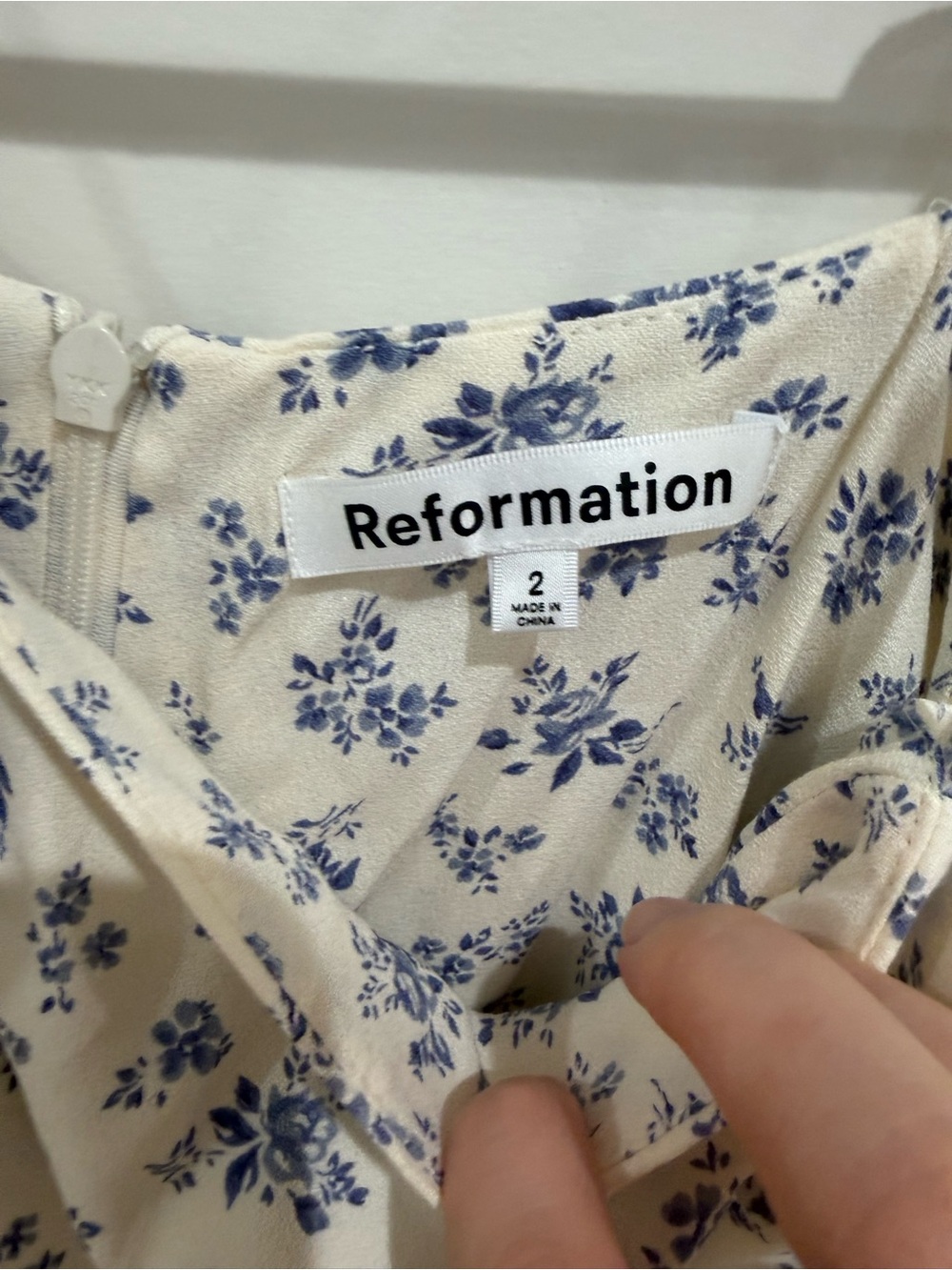 Reformation peach blue and white floral dress NWT - Picture 4 of 6
